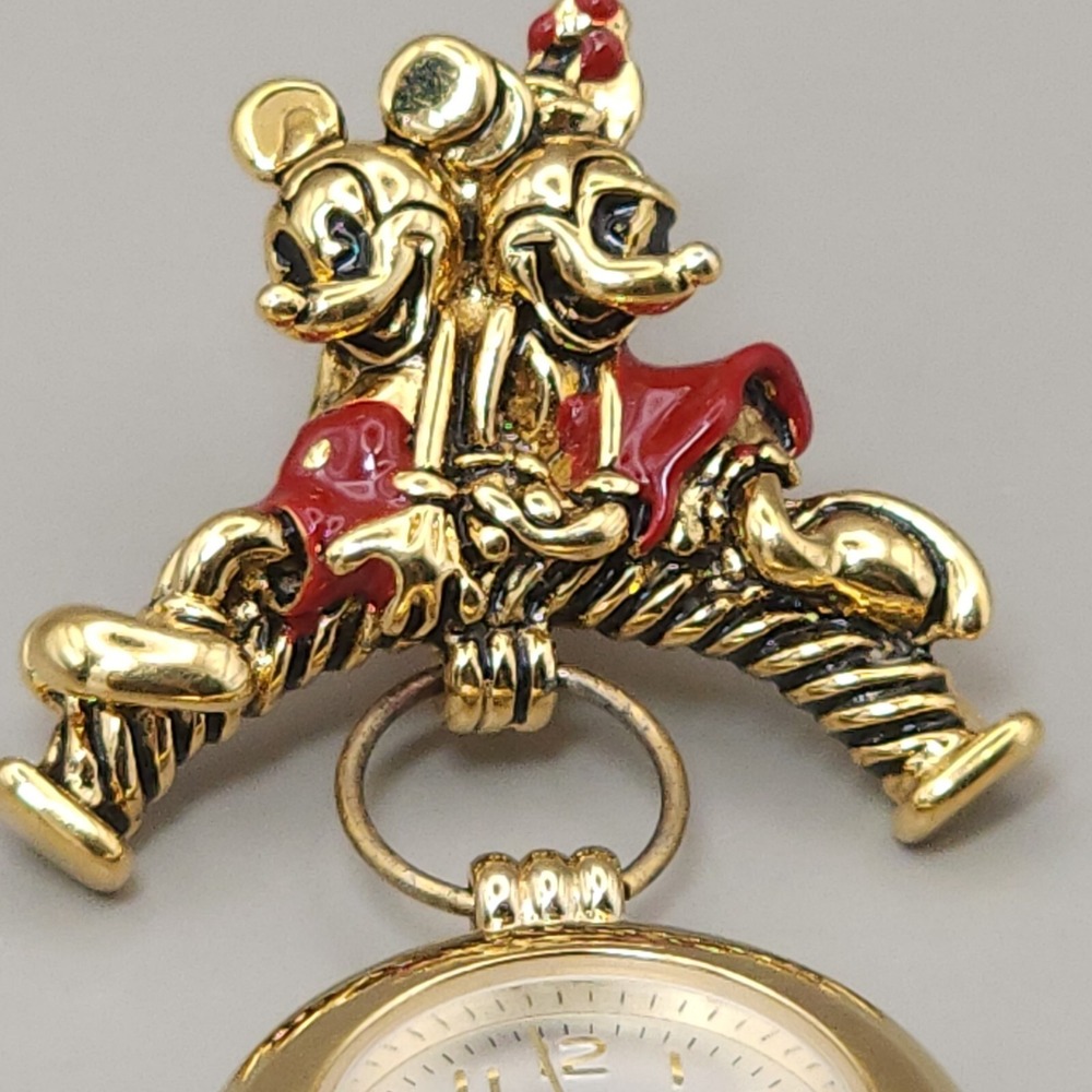 Disney Napier Mickey & Minnie Quartz Pin Watch Dangle Gold Tone 2" 90s Vintage - Picture 2 of 11